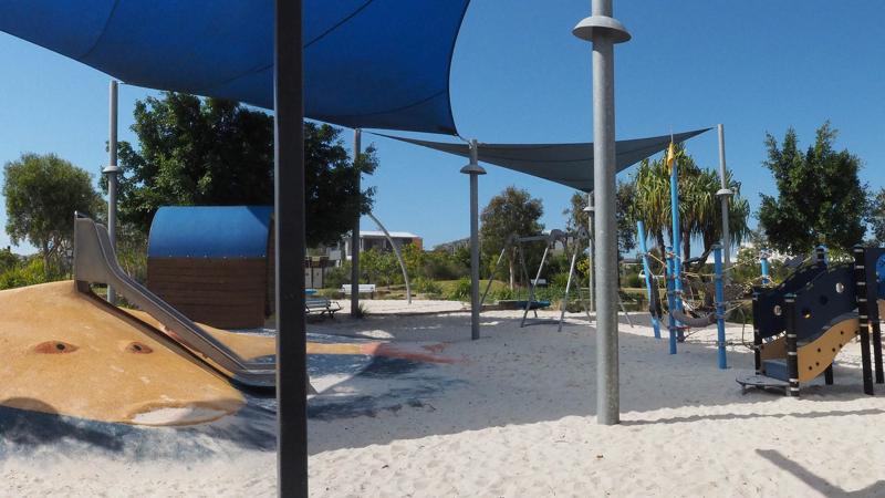 LIM_shade_pic_shade sail_3.jpg