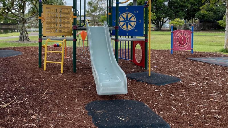 LIM_play_pic_surfacing installations_3.jpg