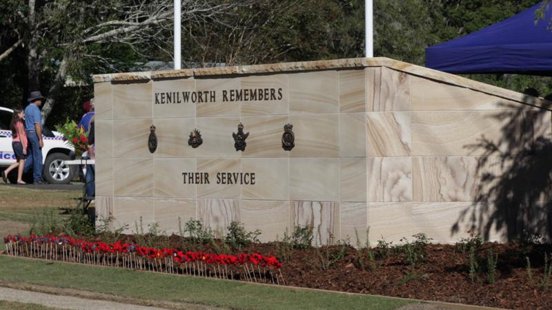 LIM_walls_pic_sandstone faced.jpg