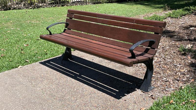 LIM_seats_pic_seat with armrest_10.jpg