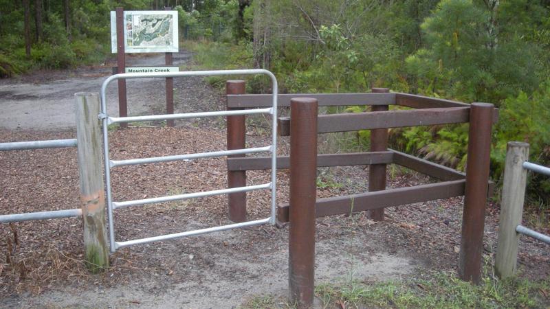 LIM_fence&gates_pic_1.jpg