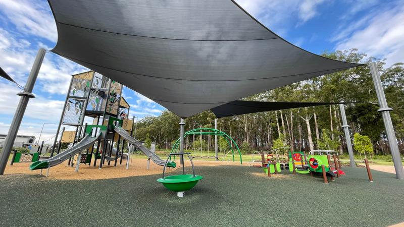 LIM_shade_pic_shade sail_2.jpg