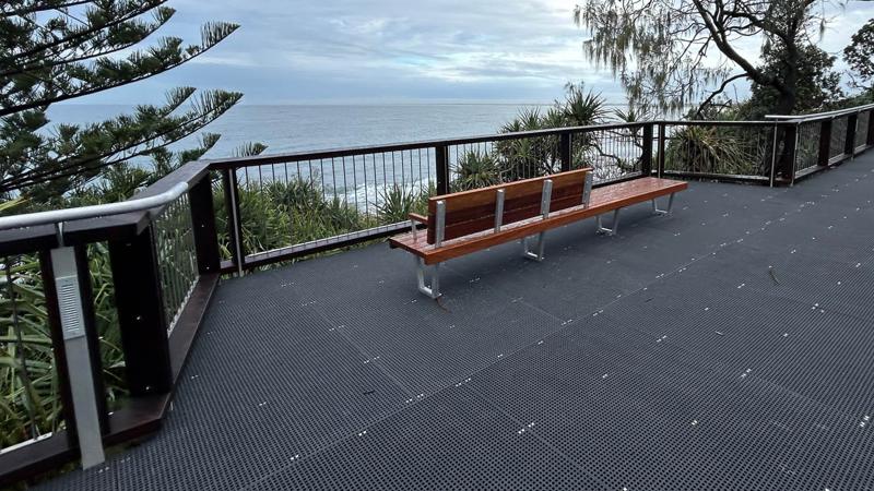 LIM_boardwalks_pic_boardwalk seating_3.jpg